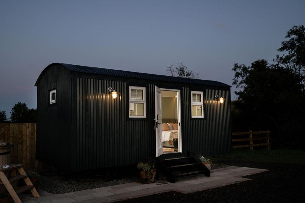 Barfield Shepherds Hut Magherafelt Luaran gambar