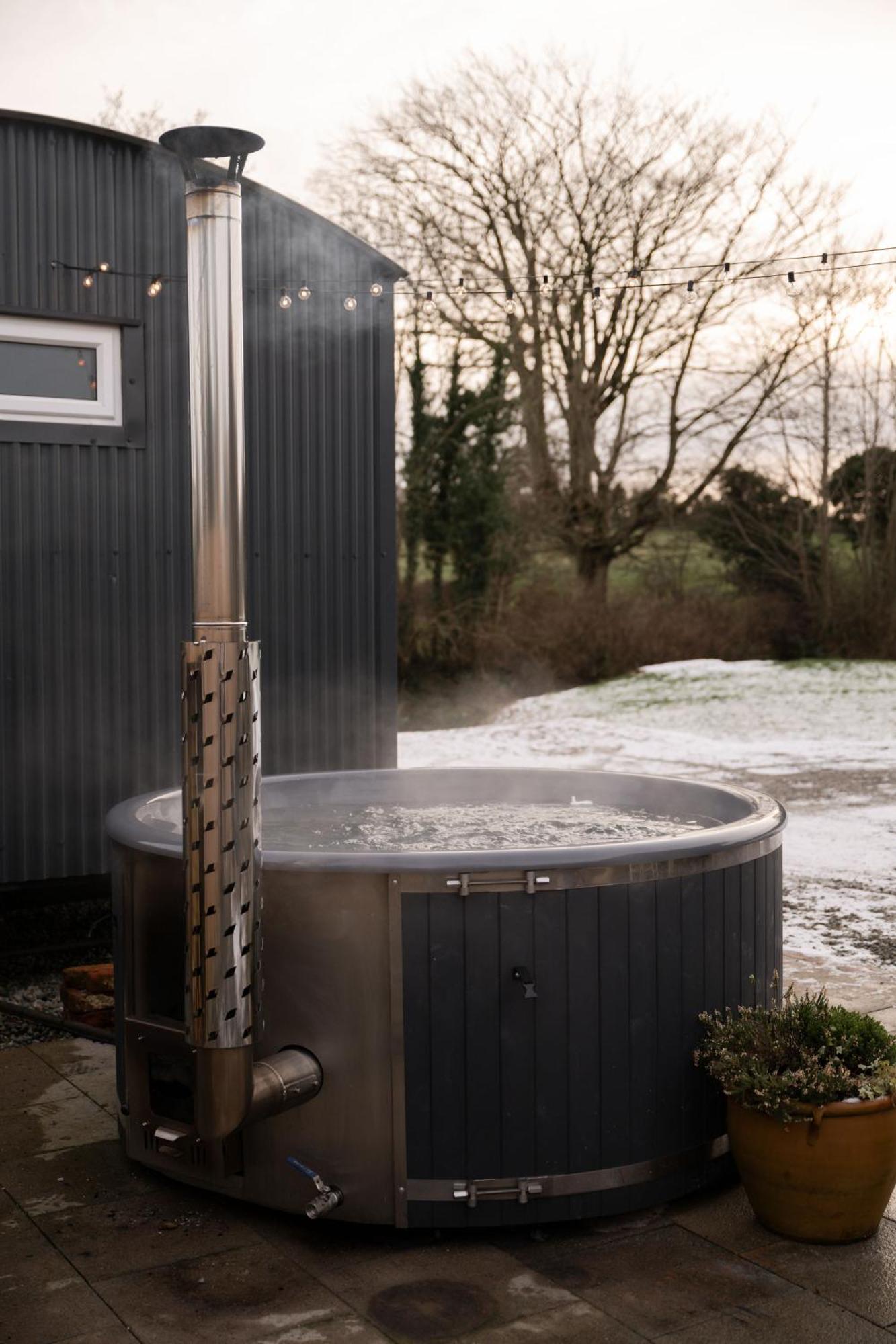 Barfield Shepherds Hut Magherafelt Luaran gambar
